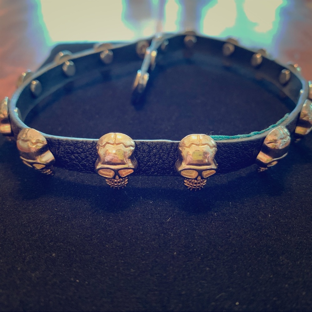 Leather skull bracelet